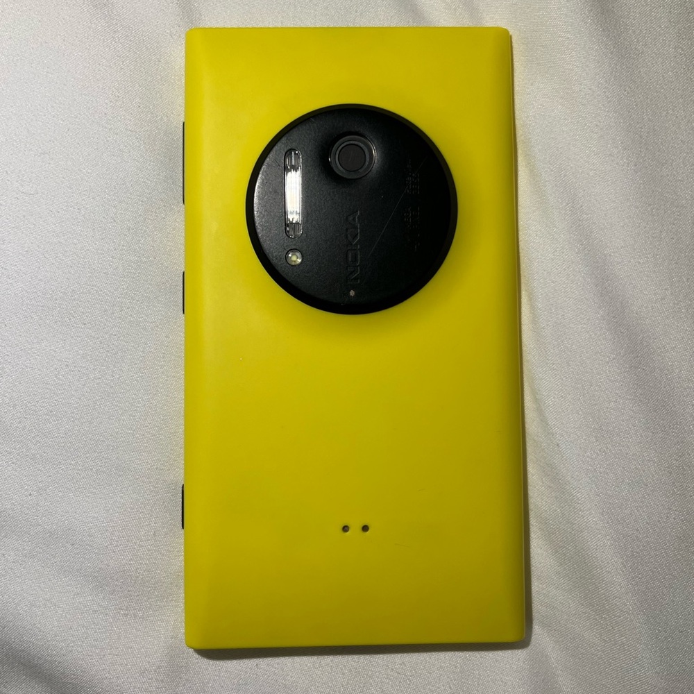 Nokia Yellow Phone with Black Circular Camera Module